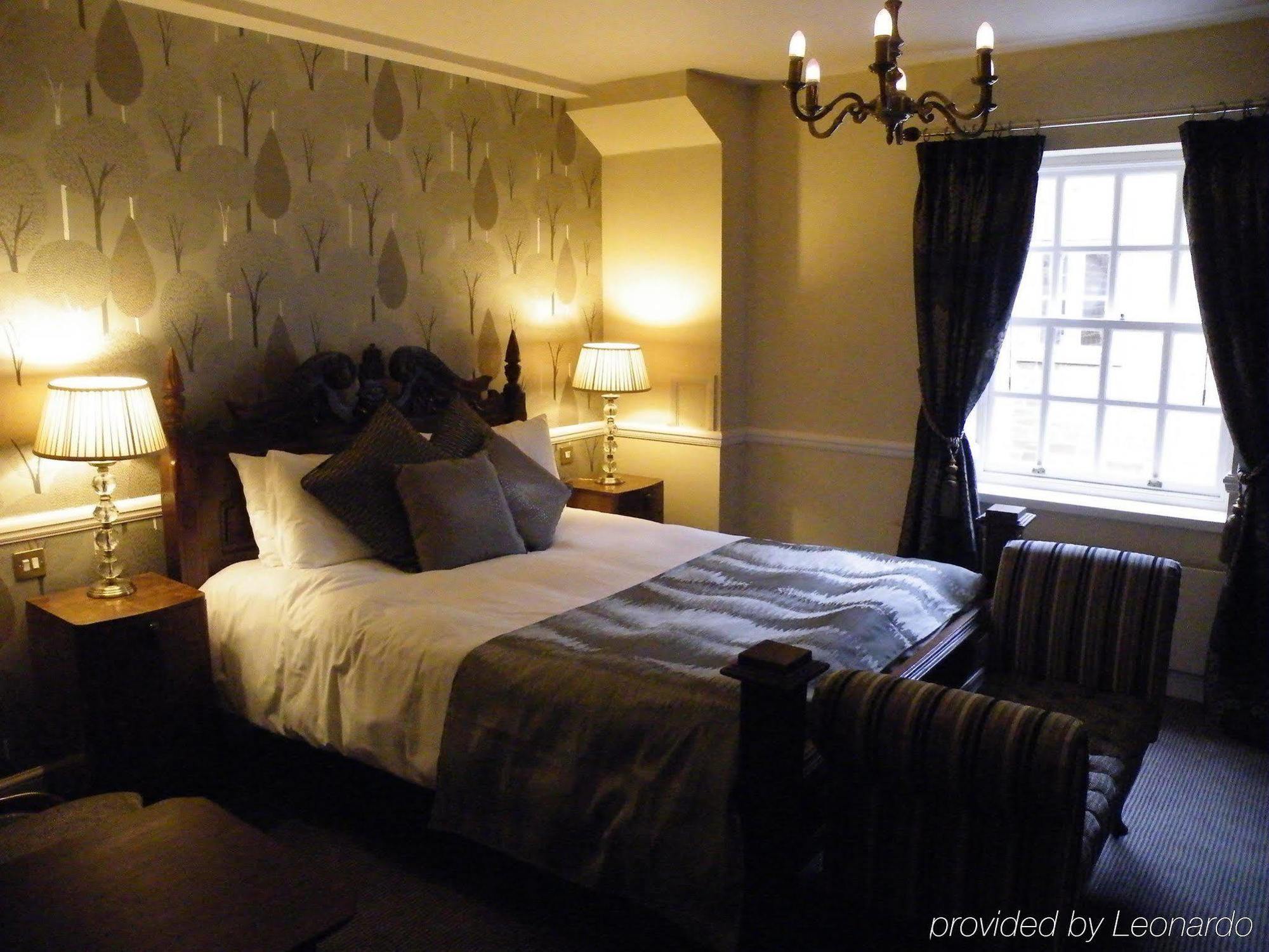 Saracens Head Hotel By Greene King Inns โทสเตอร์ ภายนอก รูปภาพ